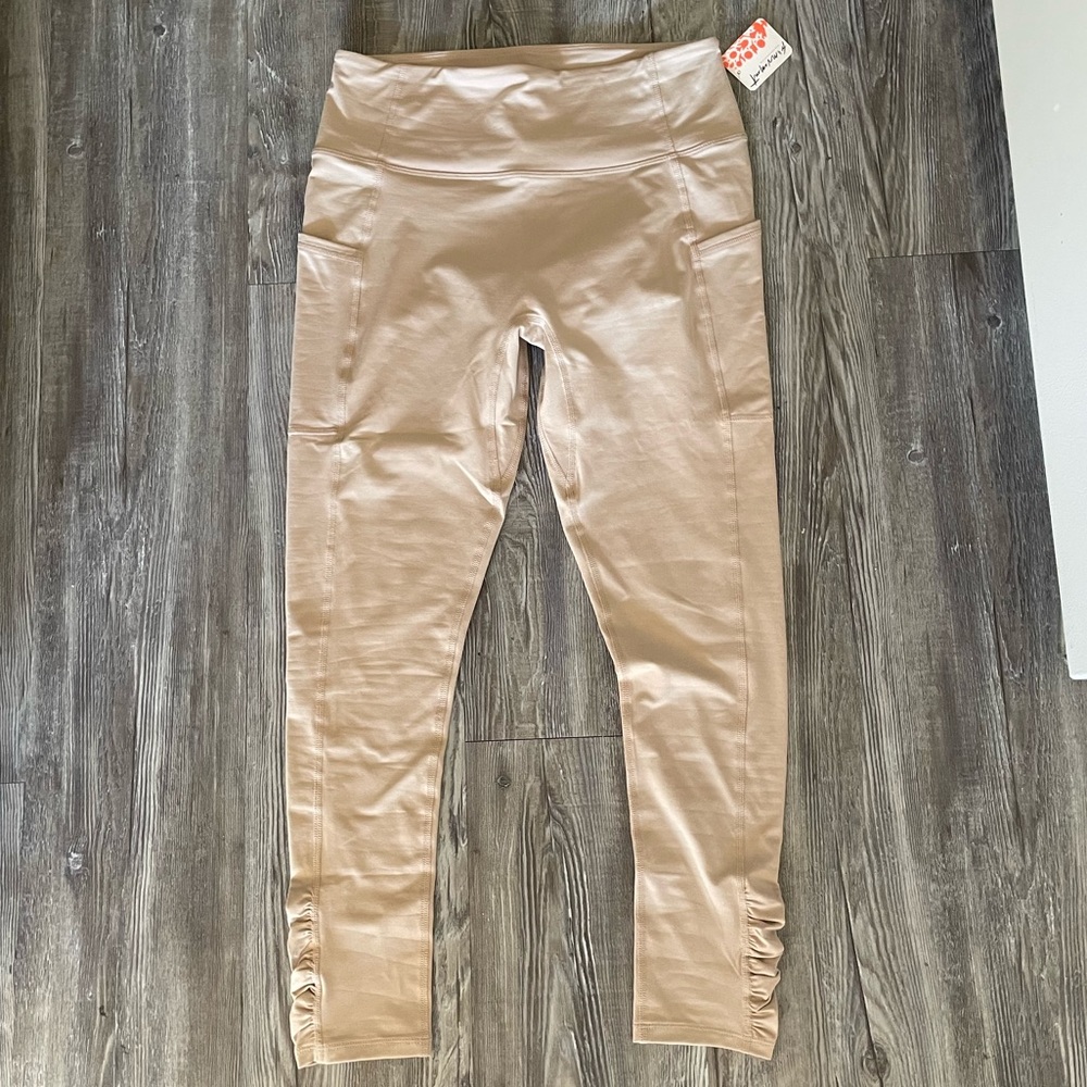 FREE PEOPLE OUT OF YOUR LEAGUE CLAY LEGGINGS - Picture 3 of 8